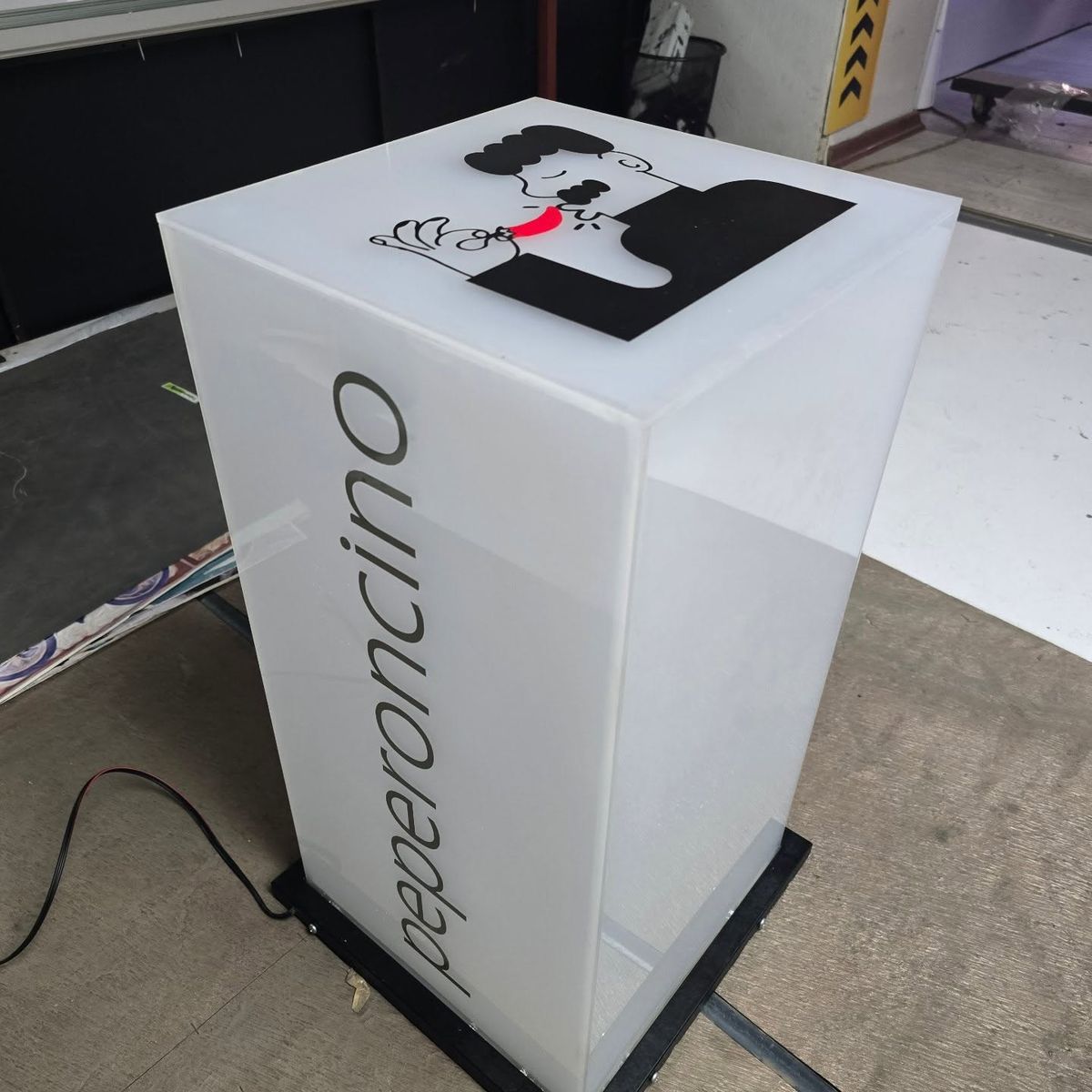 Personalized Acrylic Light Box in Dubai. - Image 2