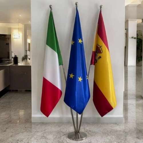 Custom Conference Flags - Custom Printed Flags for Events & Seminars