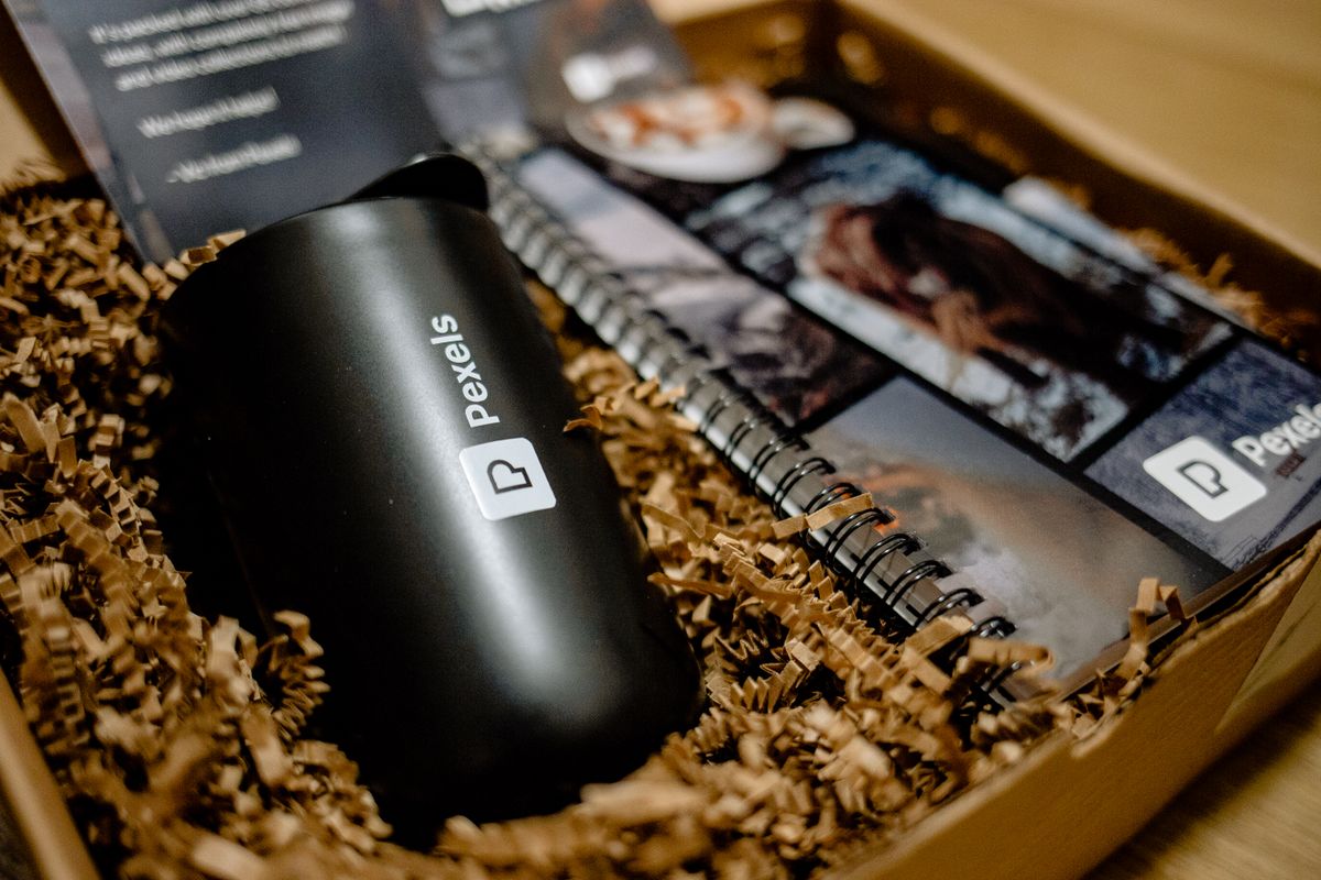 Corporate Gift Sets – Curated Branded Gift Bundles