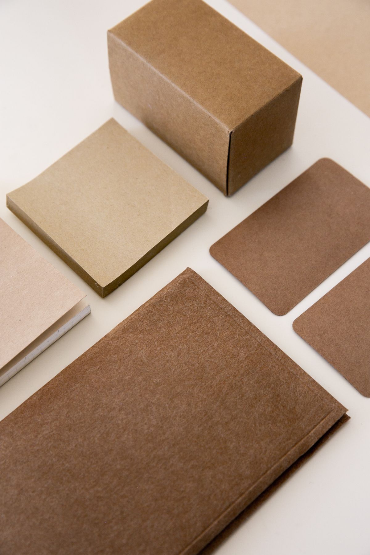 Kraft Business Cards – Eco-Friendly Recycled Business Cards