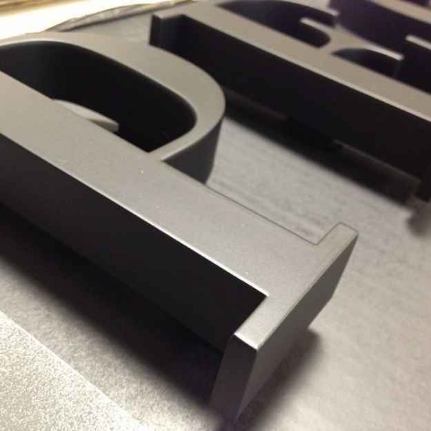 Personalized 3D Metal Letter Signs in Dubai. - Image 4