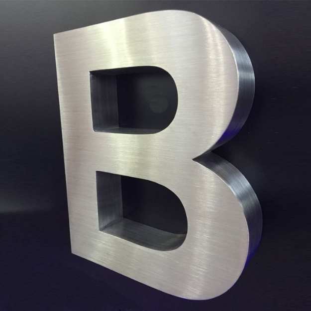 Personalized 3D Metal Letter Signs in Dubai. - Image 3