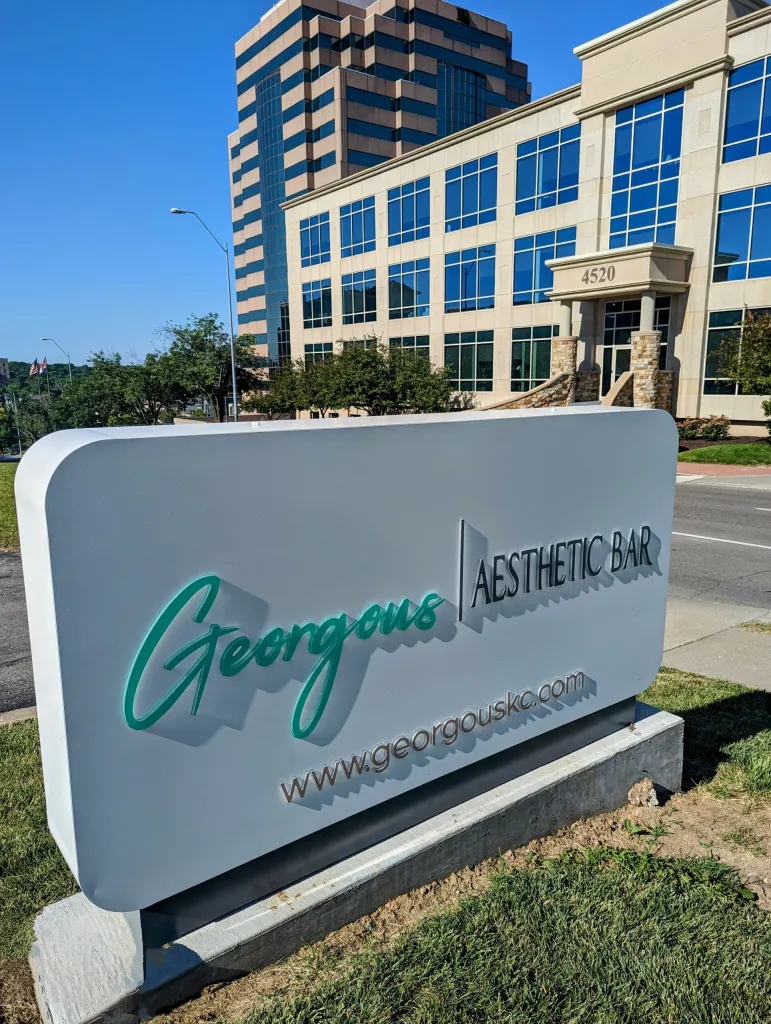 Push Through Signage in Dubai - Image 4